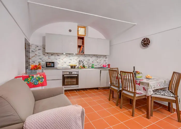 La Casa Di Rosy E Adri - Happy * Sanremo