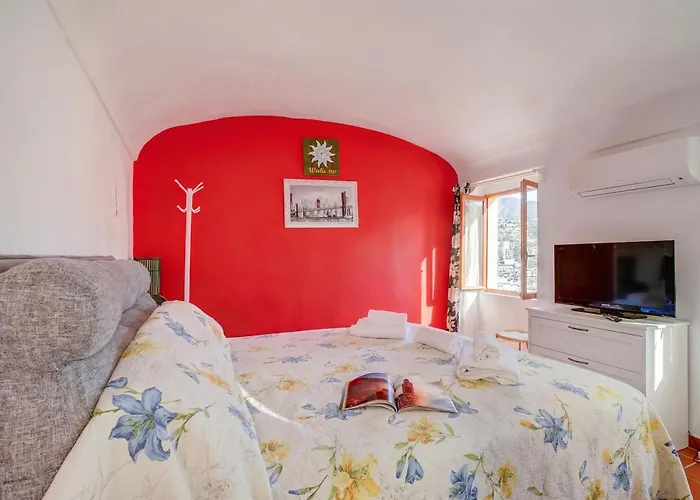 La Casa Di Rosy E Adri - Happy *